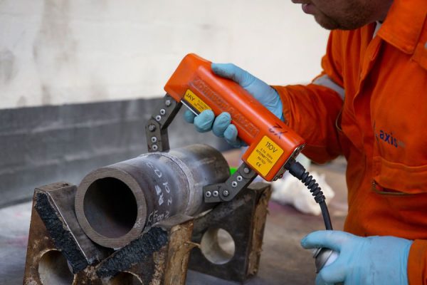 Magnetic-Particle-Testing